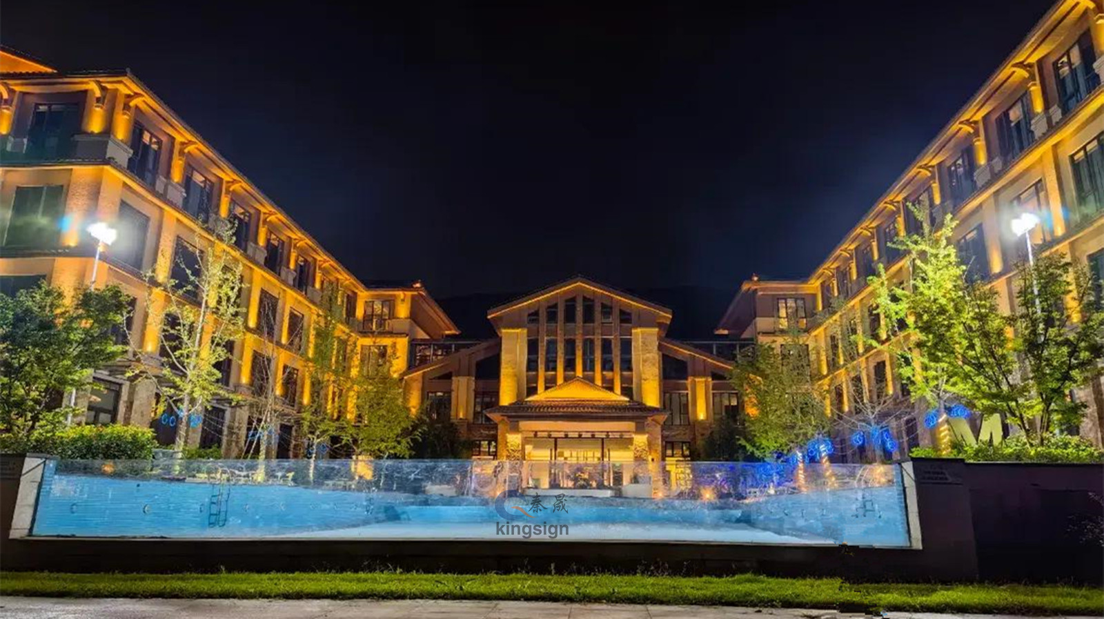 Akrüülpaneel luksusliku basseini akna jaoks